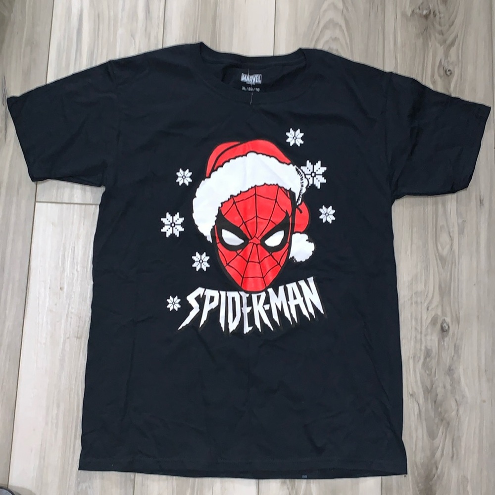 2️⃣ Marvel Spiderman Christmas Tee NWOT